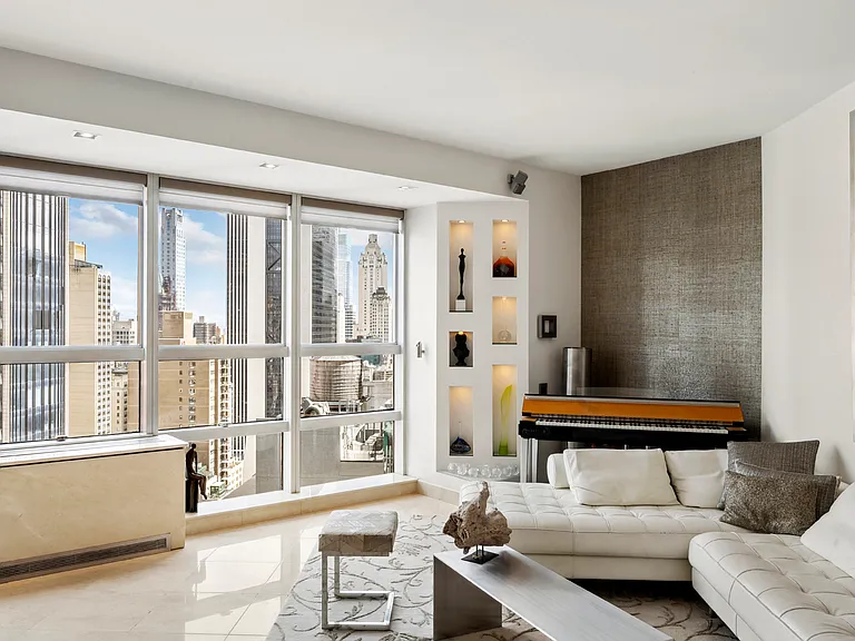 146 W 57th St #42CD — Photo 7