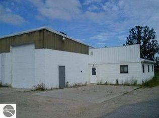 3121 Keystone Rd N, Traverse City, MI 49686