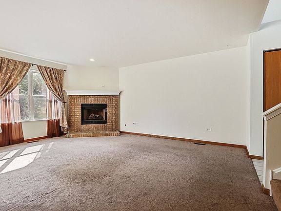 2nd image of 5621 W Von Ave Unit C