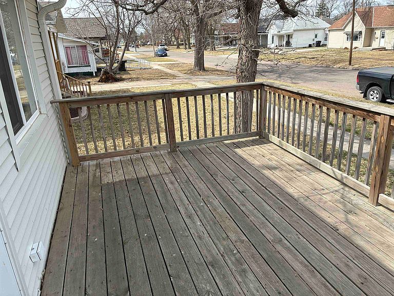 Listing photo 4
