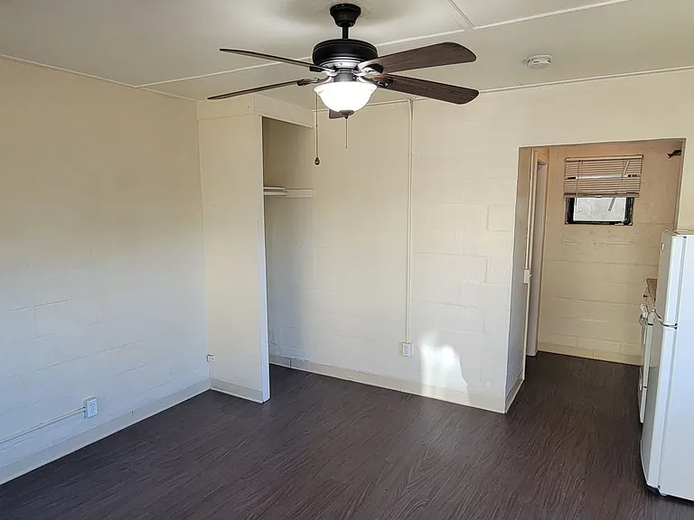 203 Santa Clara in Fillmore — Photo 2