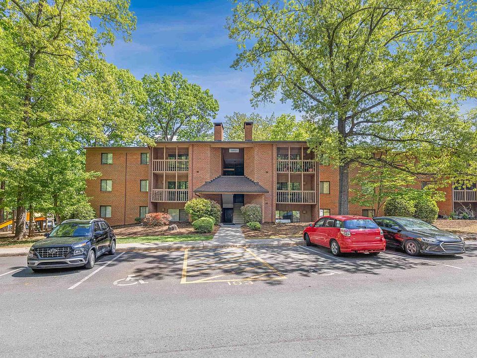 1st image of 103 Turtle Creek Rd APT 1