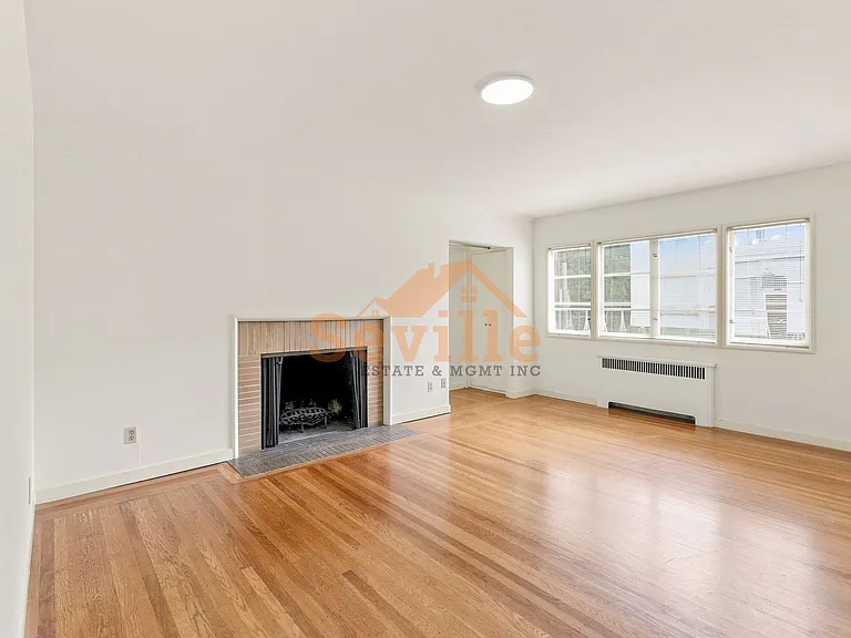 1526 Arch St — Photo 2