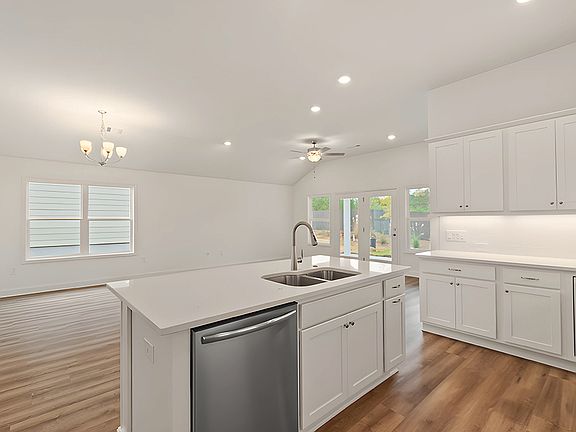 MD3 The Bailey - Kitchen to Great Room