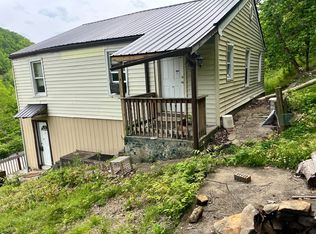 29 Lance Dr, Charleston, WV 25311