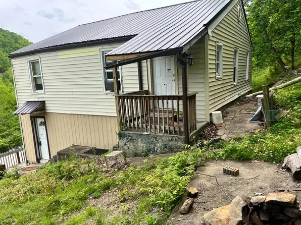 29 Lance Dr, Charleston, WV 25311
