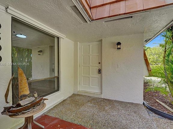 4th image of 10600 NW 45th St