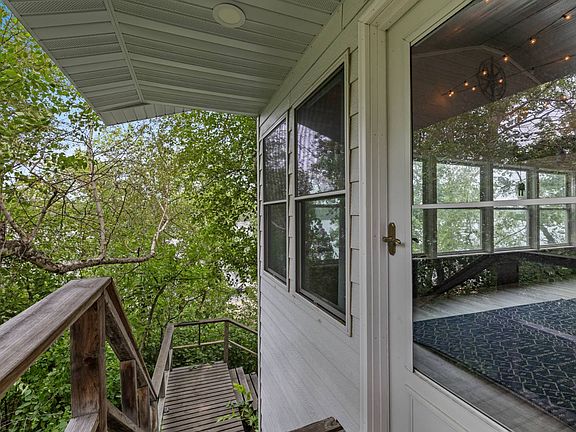 5th image of 2419 Shady Ln
