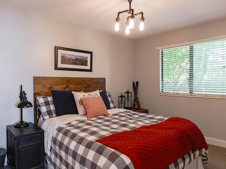 2025 Canyons Resort Dr #Z8 — Photo 31