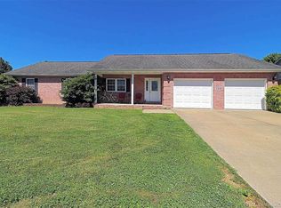 1441 Greenleaf Ave, Jackson, MO 63755