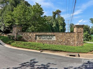 35 Mountain Pkwy, Mill Spring, NC 28756