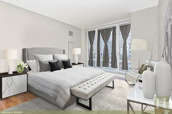 Rented by Halstead Real Estate | media 25