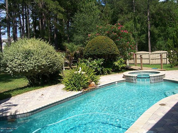 2nd image of 11475 Chase Meadows Dr N