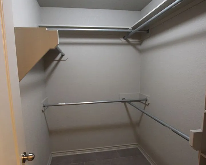 Beautiful 3 Bedroom 2 Bathroom Townhouse In South Tyler! Now Offering 1/2 Off First Full Months R... — Photo 20