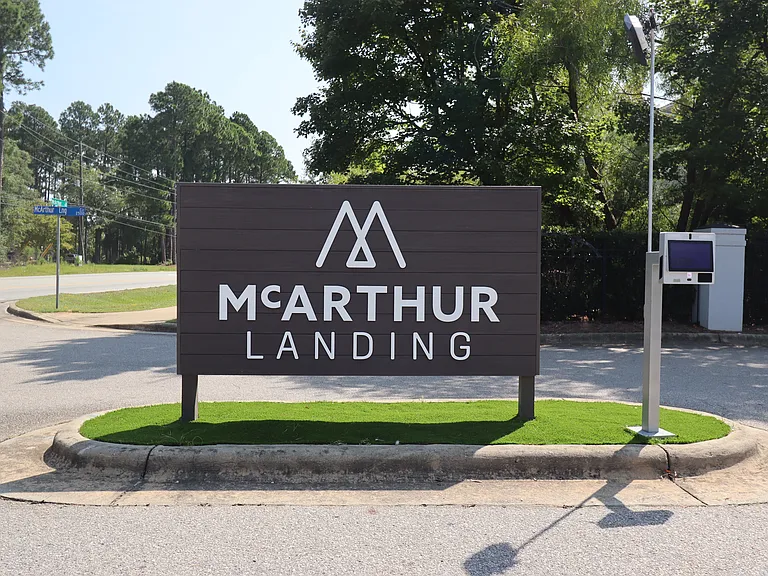 McArthur Landing — Photo 2