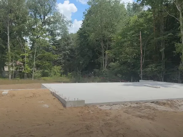 10854 Verdant Dr, Allendale, MI 49401