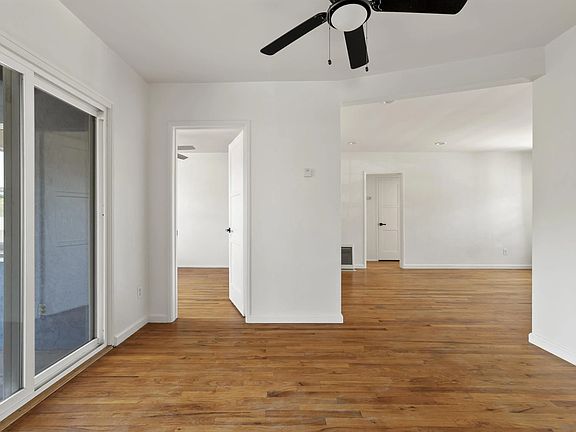 5th image of 1936 Parrot St
