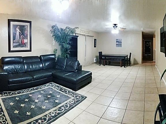2nd image of 2745 E Marguerite Ave