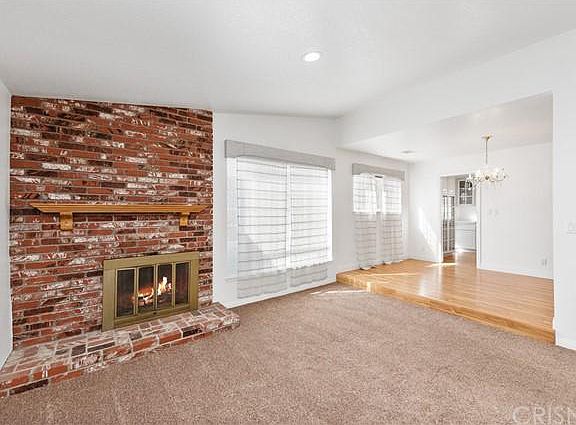 5th image of 2403 N Brentwood Ave