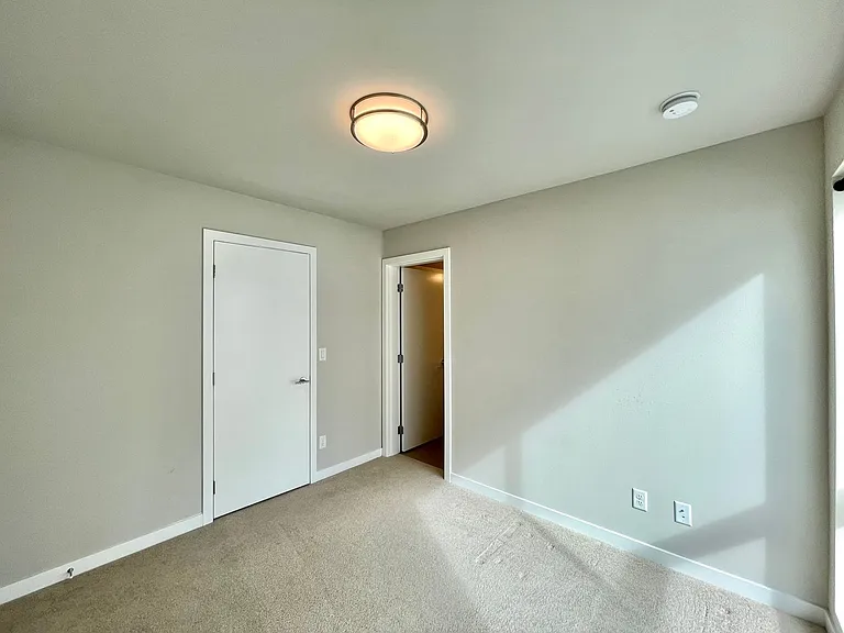 8602 22nd Pl NE — Photo 10