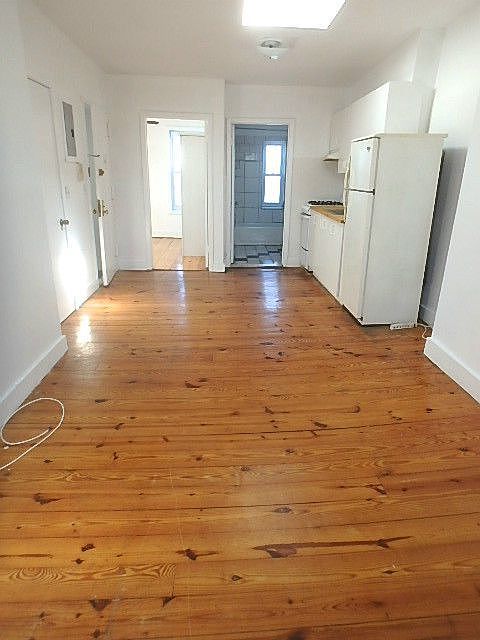 1st image of 396 17th St #3