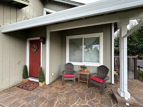 904 Bond Pl #1 Photo 1