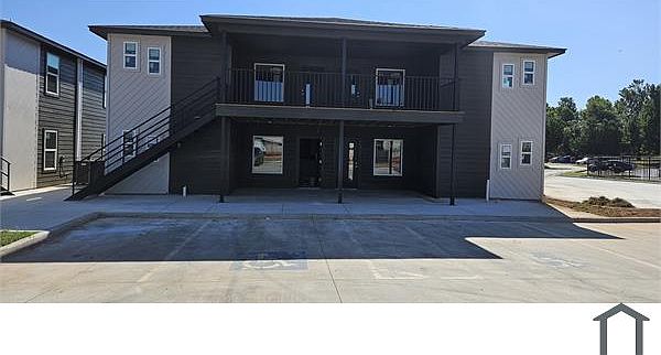 1st image of 2341 N Thompkins Ave #302
