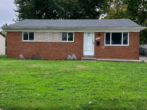 8440 Doncaster Dr, Sterling Heights, MI 48312