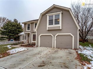 11092 Century Ln, Overland Park, KS 66210