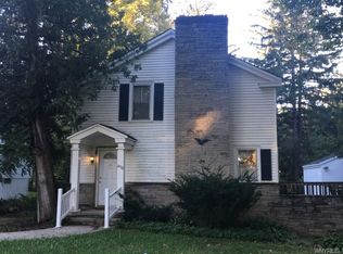 6930 Versailles Rd, Derby, NY 14047