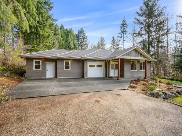 176 Webb Rd, Comox Valley, BC V9N 9L9