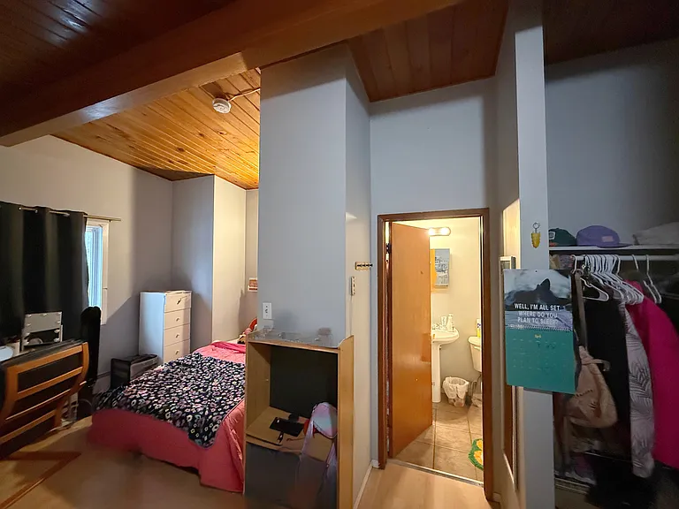 313 3rd Ave NE #4 — Photo 3