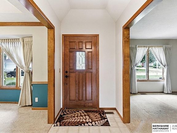 2nd image of 15665 Farnam Cir