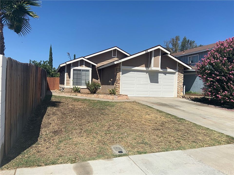 1st image of 14817 Rosemary Ave