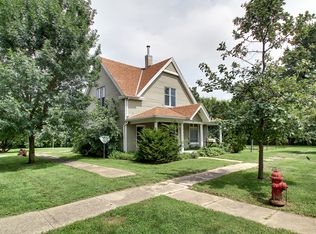 1001 Main St, Carthage, IL 62321