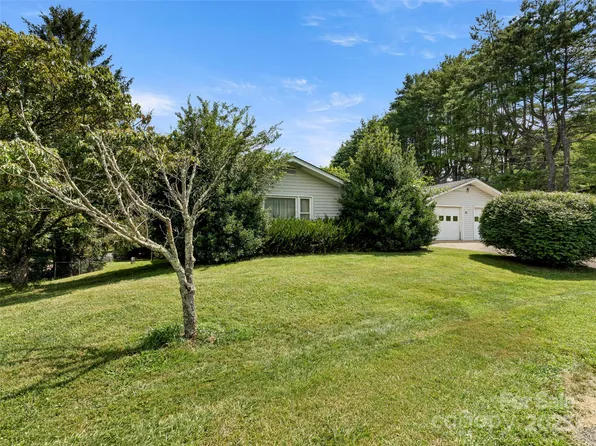 55 Dock Ratcliffe Rd, Waynesville, NC 28786