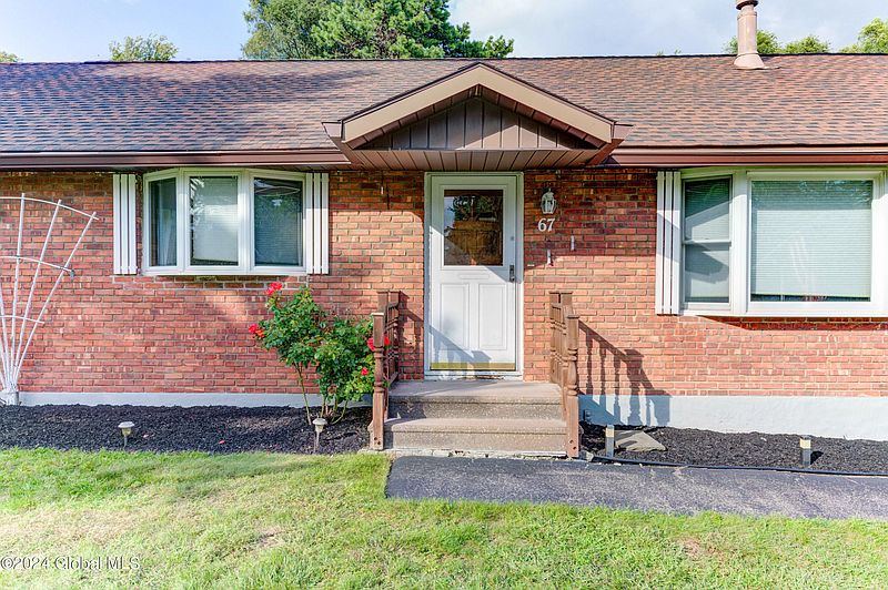 4th image of 67 Northgate Dr Drive