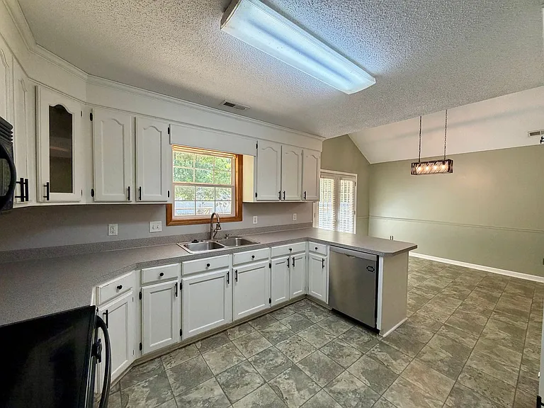 2915 Baigo Ct — Photo 5