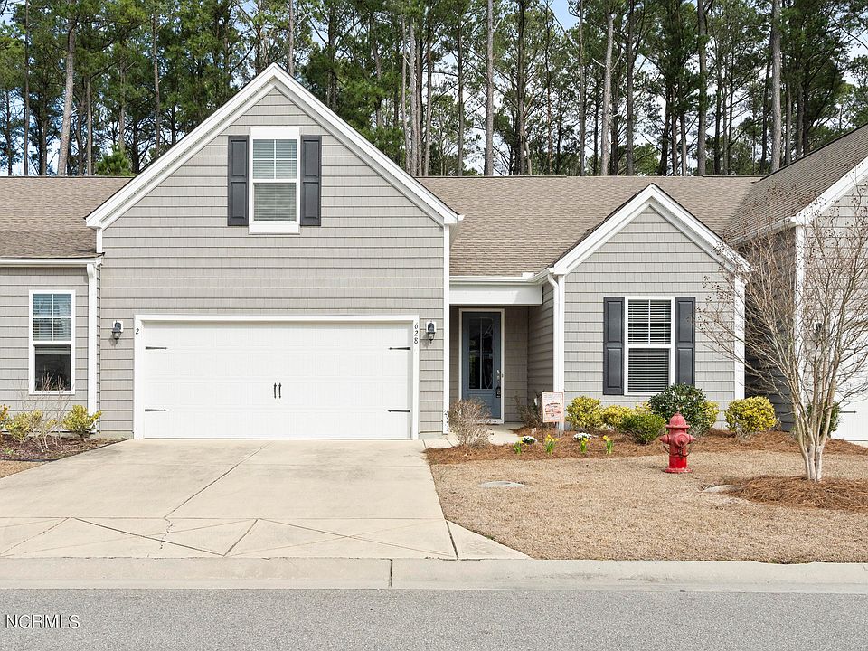 1st image of 628 Cambeck Drive SE #2
