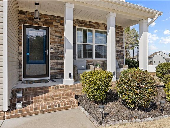 3rd image of 931 Weatherby Ln