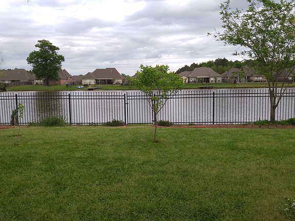3rd image of 34160 Fountain View Dr