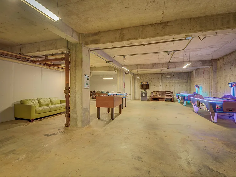 4600 Duke St #1205 — Photo 30