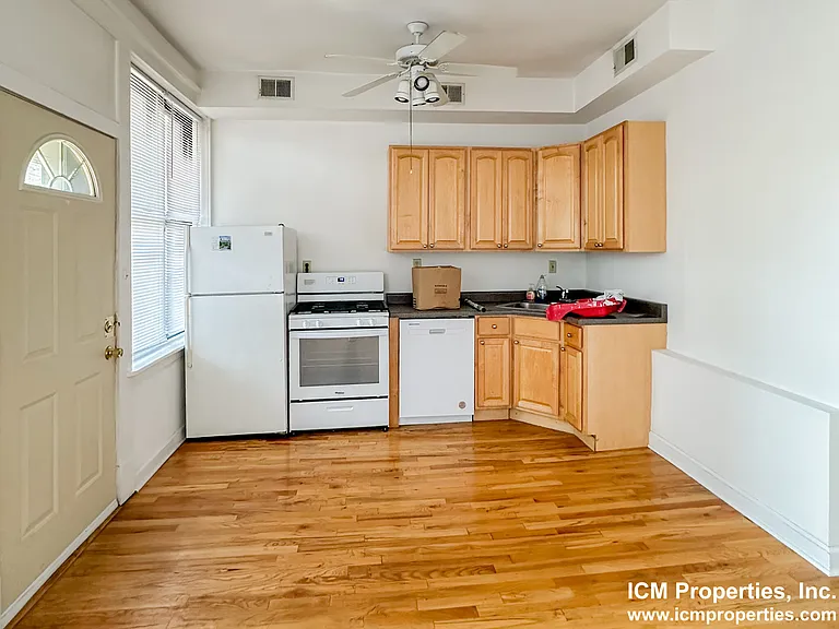 3048 N Greenview Ave #2 — Photo 7