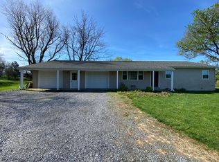 1666 Newville Rd, Carlisle, PA 17015