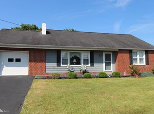 858 Allentown Rd, Telford, PA 18969