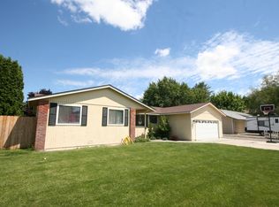 8900 W Entiat Ave, Kennewick, WA 99336
