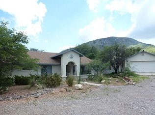 10060 S Jingles Trl, Hereford, AZ 85615