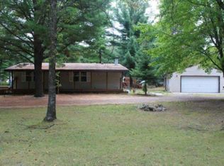 406 Arrowood Dr, Prudenville, MI 48651
