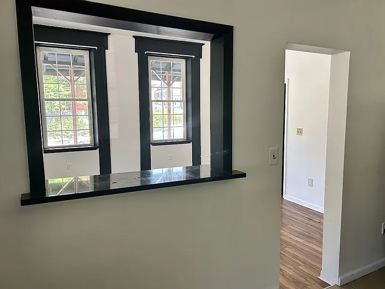 200 Walnut St — Photo 4