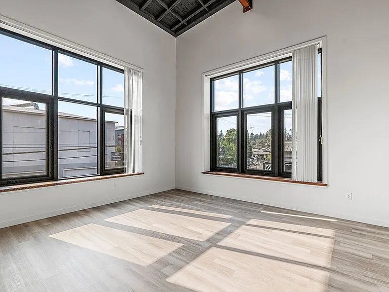 The Buckley at Lents — Photo 29